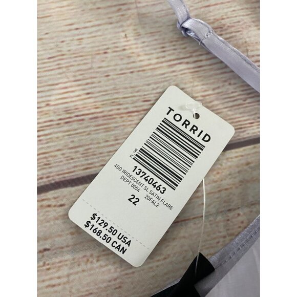 NWT Torrid WOmen's Lavender Satin Fit And Flare Dress - 22 - Picture 10 of 14